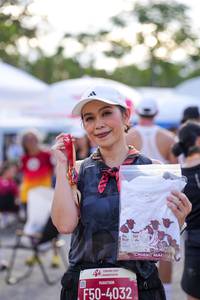 BIB: 
                            <button type="button" onclick="openModal(27887514)" class="btn btn-primary btn-sm float-right btn-popup" data-toggle="modal" data-target=".modal-high-quality">
                        <i class="fas fa-shopping-cart"></i> Add to Cart
                    </button>
                                            <button type="button" onclick="isThisMe(27887514, true)" class="btn btn-success btn-sm float-right btn-popup btn-isme hidden" data-toggle="tooltip" data-placement="bottom" title="นี่คือรูปของคุณใช่ไหม คลิกที่นี่เพื่อเอาเข้าอัลบั้ม">
                        <i class="fas fa-plus"></i> Add to album
                    </button>
                    <button type="button" onclick="isThisMe(27887514, false)" class="btn btn-warning btn-sm float-right btn-popup btn-isnotme hidden">
                        <i class="fas fa-ban"></i> Remove from album
                    </button>